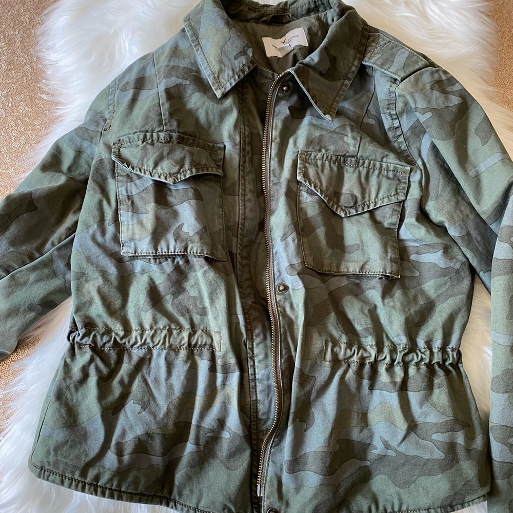 Fall Pick! American Eagle Camo Jacket - image 3